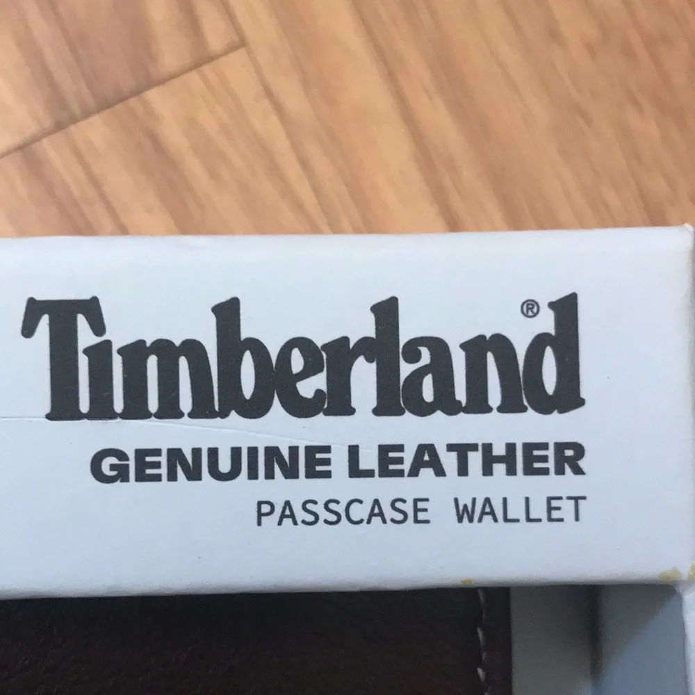 Timberland leather bi-fold wallet brown new in box
